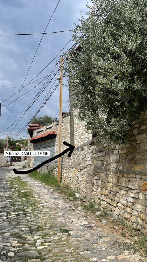Nena'S Dashe House Berat Esterno foto