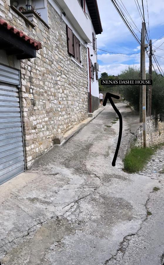 Nena'S Dashe House Berat Esterno foto