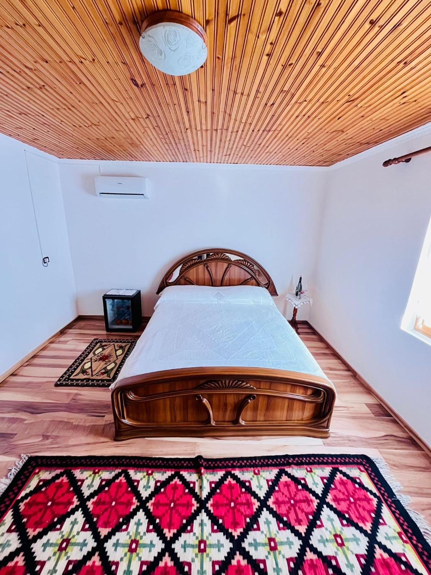 Nena'S Dashe House Berat Esterno foto